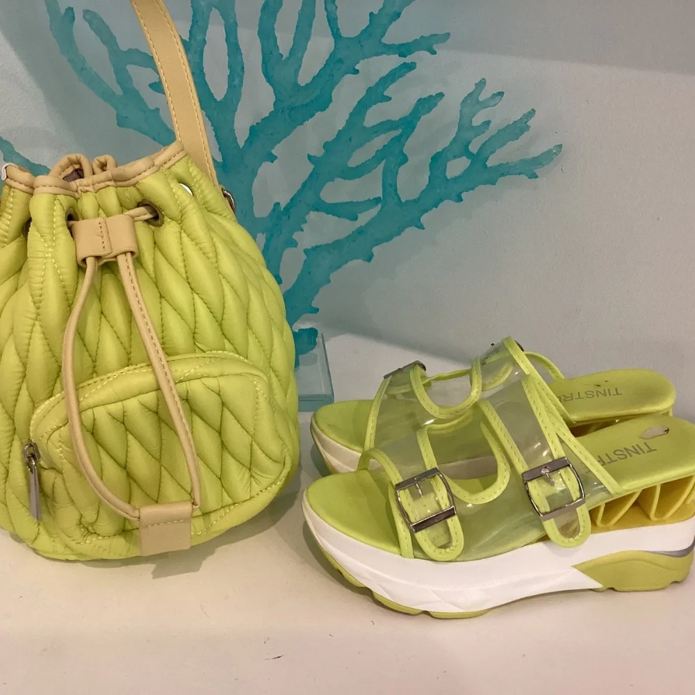 REFUCED Ecostitch NEW WMNS Nylon Puffy Quilted Crossbody Shoulder Neon Bag Shoes